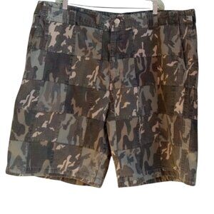 RedHead camo patchwork shorts sz 44